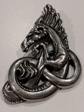 Lord of The Rings RARE Sterling Silver Rohan Horse Pendant Pin Brooch Jewelry